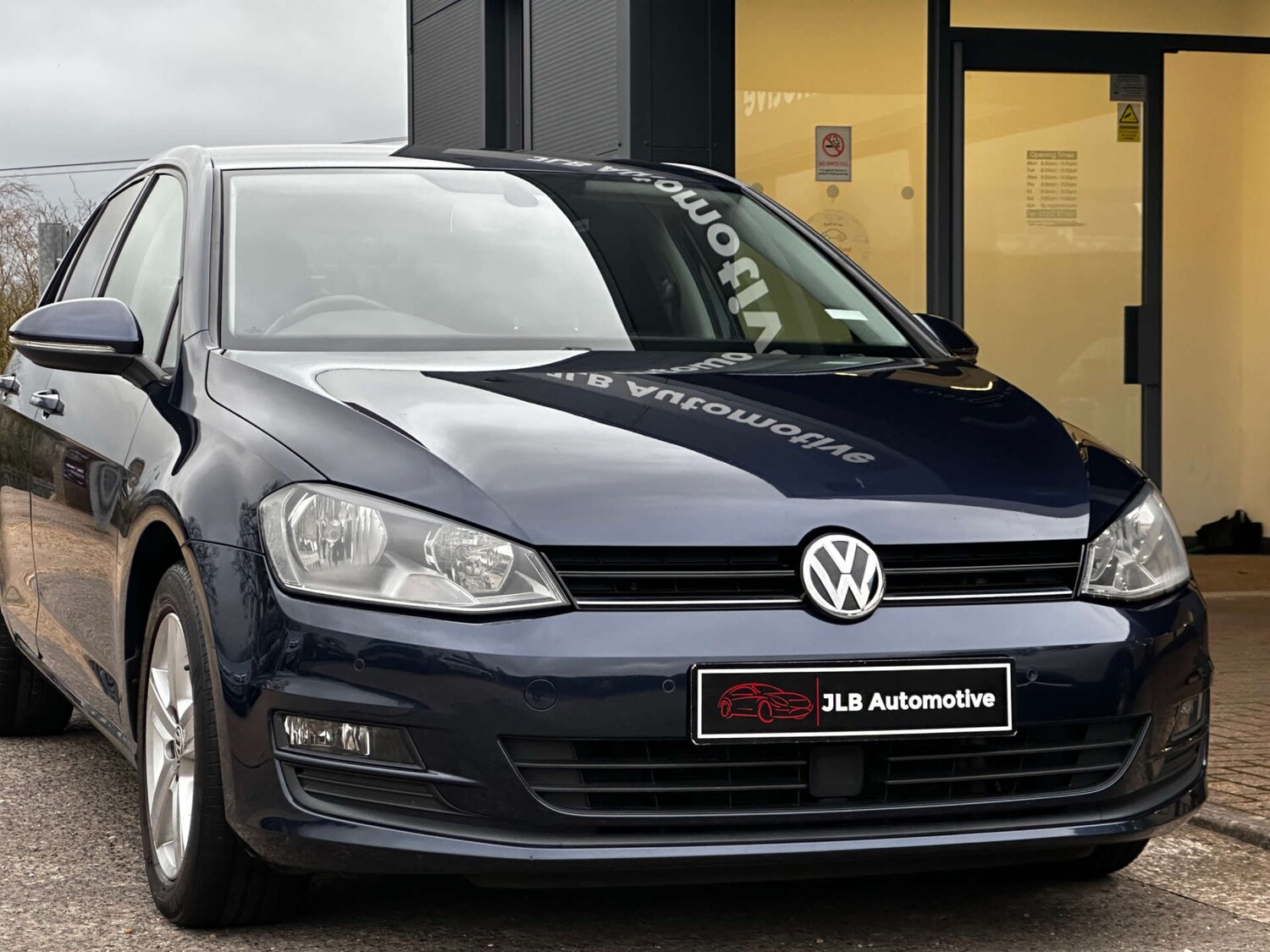 Used Volkswagen Golf 2015 for sale - 77745587: Photo 9