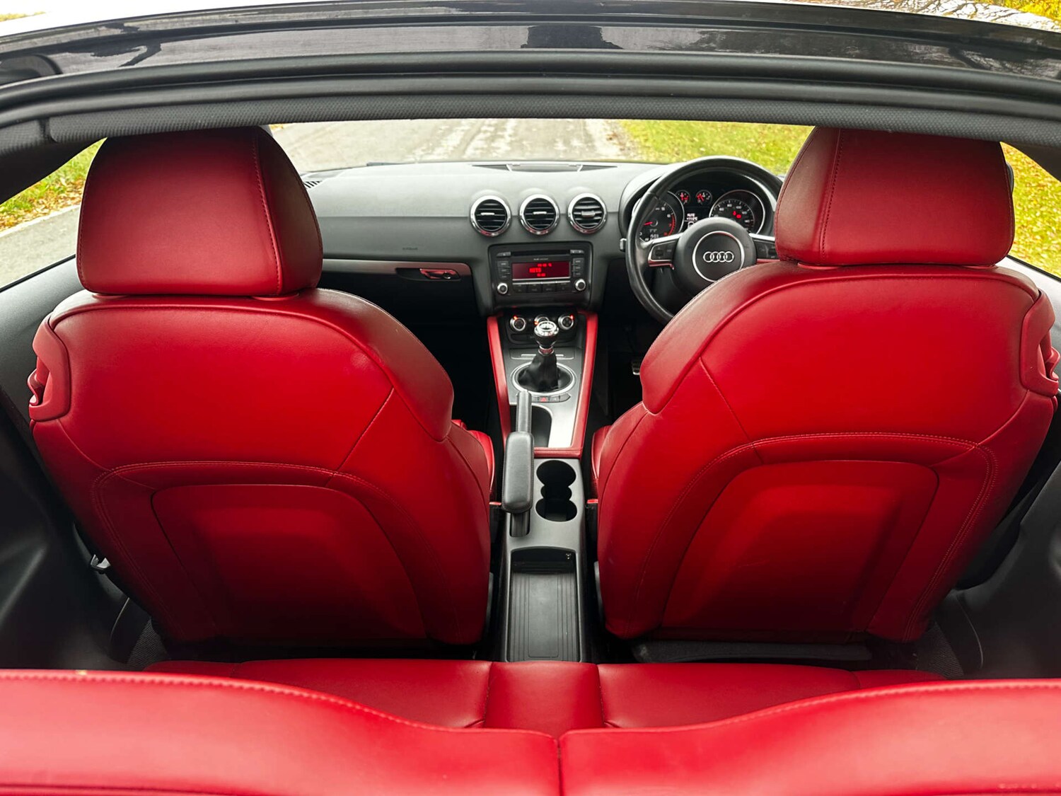 Used Audi TT 2012 for sale - 76696661: Photo 15