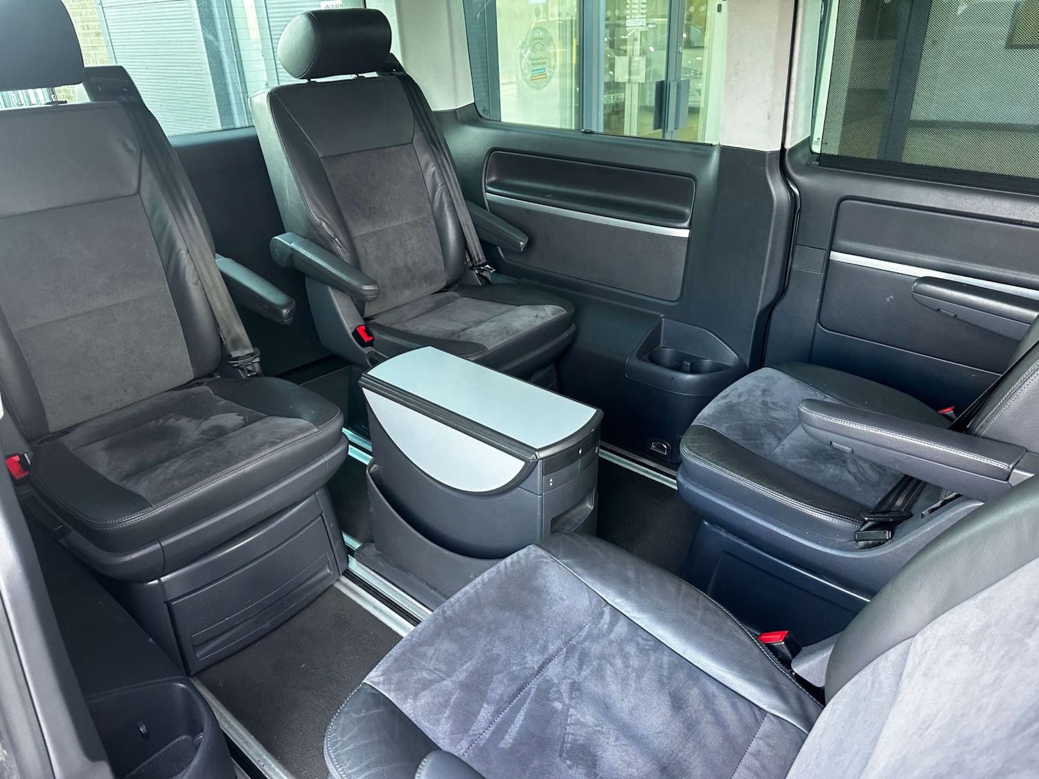 Used Volkswagen Caravelle 2010 for sale - 77160631: Photo 13