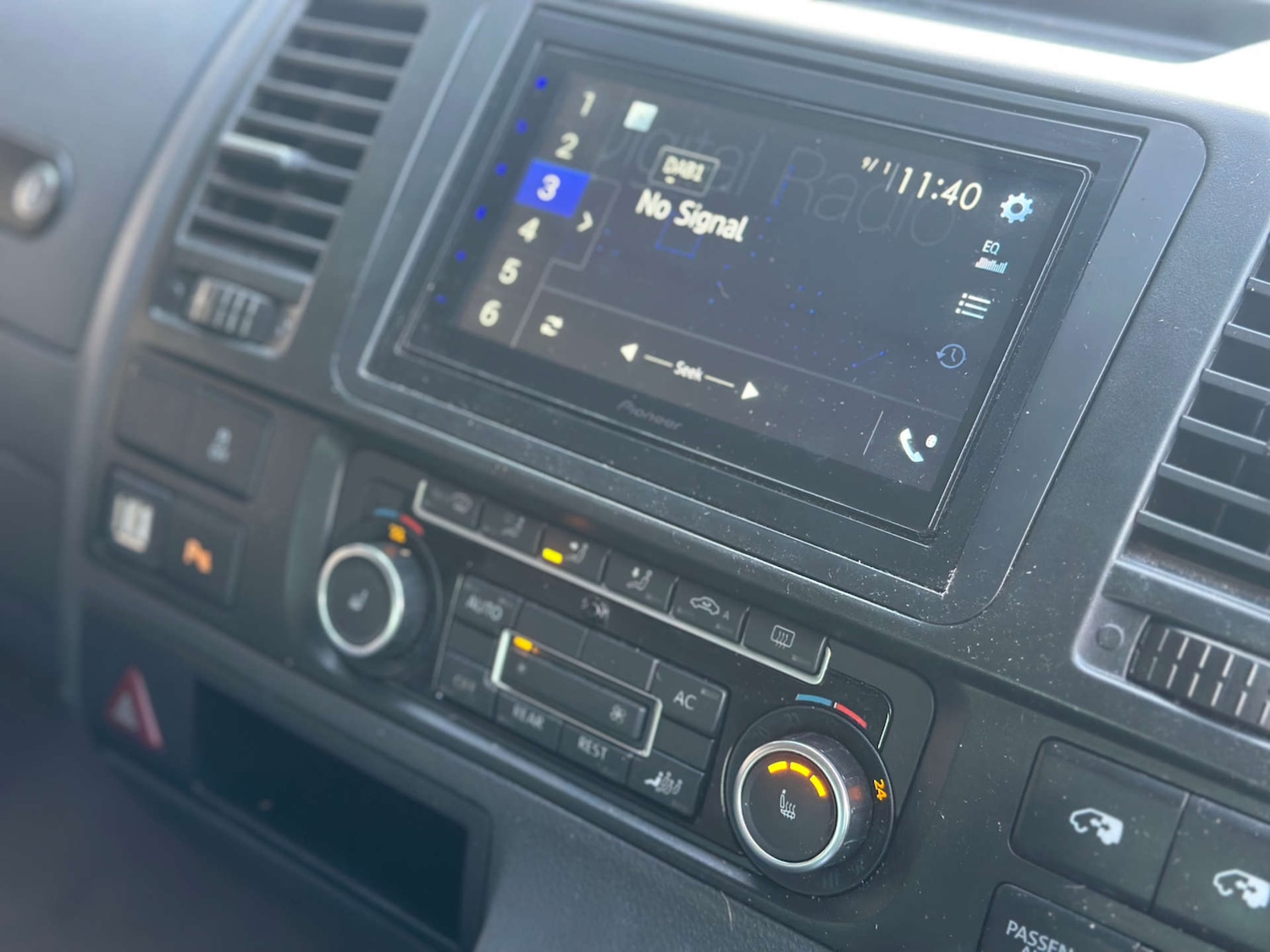 Used Volkswagen Caravelle 2010 for sale - 77160631: Photo 19