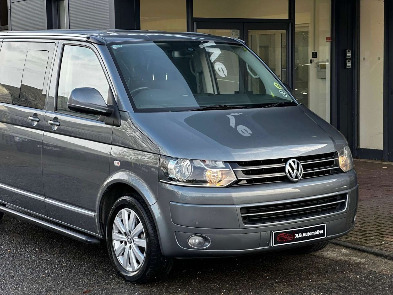 Used Volkswagen Caravelle 2010 for sale - 77160631: Photo 9