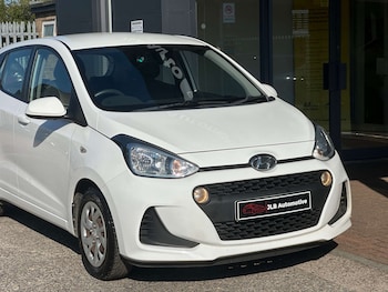 Used Hyundai i10 2018 for sale - 79375641: Photo