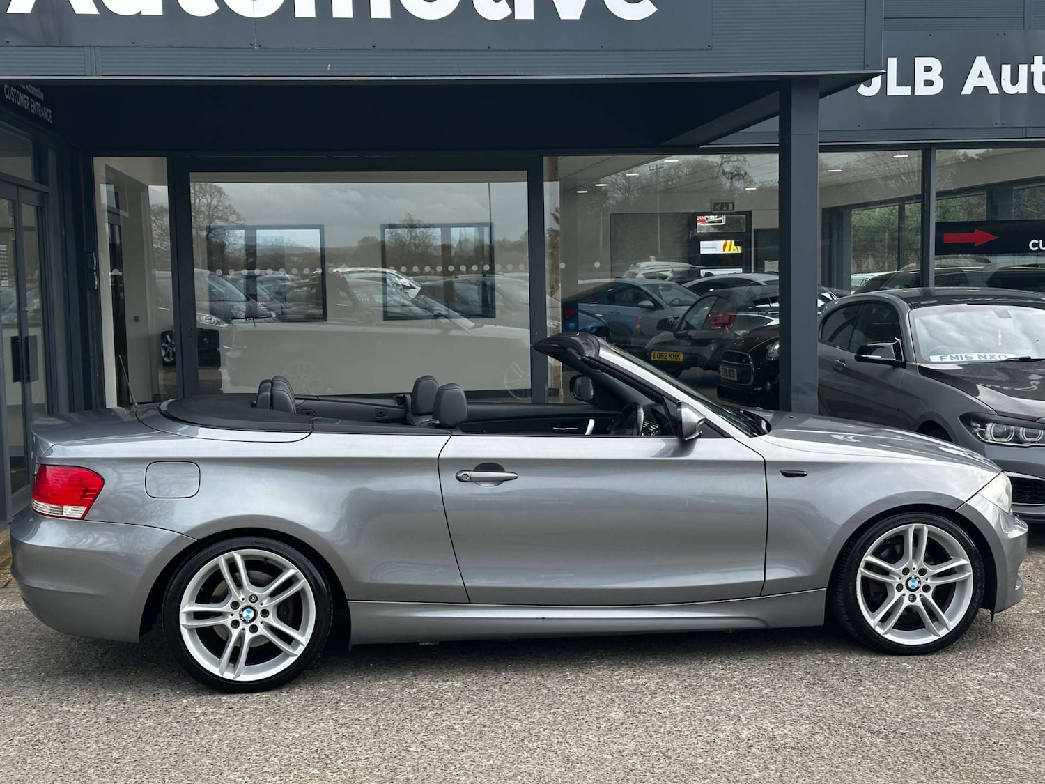 Used BMW 1 Series 2010 for sale - 77916436: Photo 5