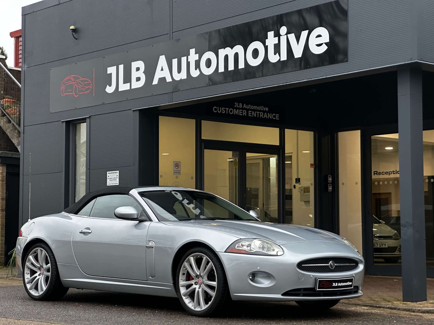 Used Jaguar XK 2007 for sale - 77207665: Photo 2