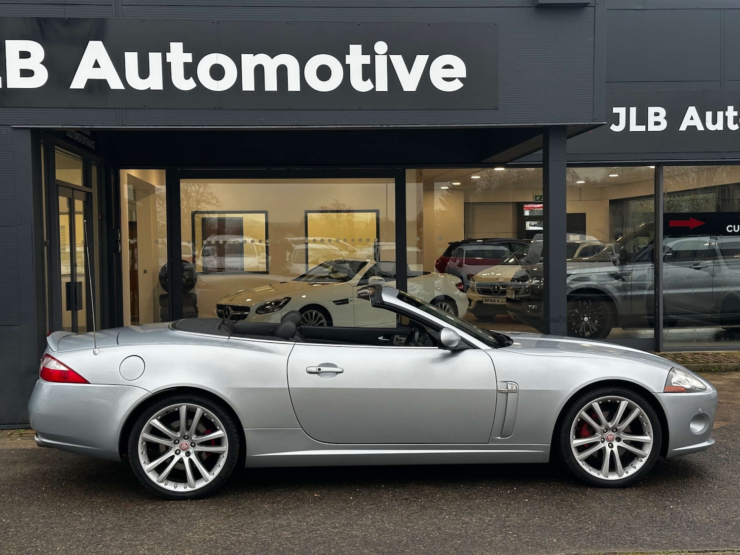 Used Jaguar XK 2007 for sale - 77207665: Photo 4