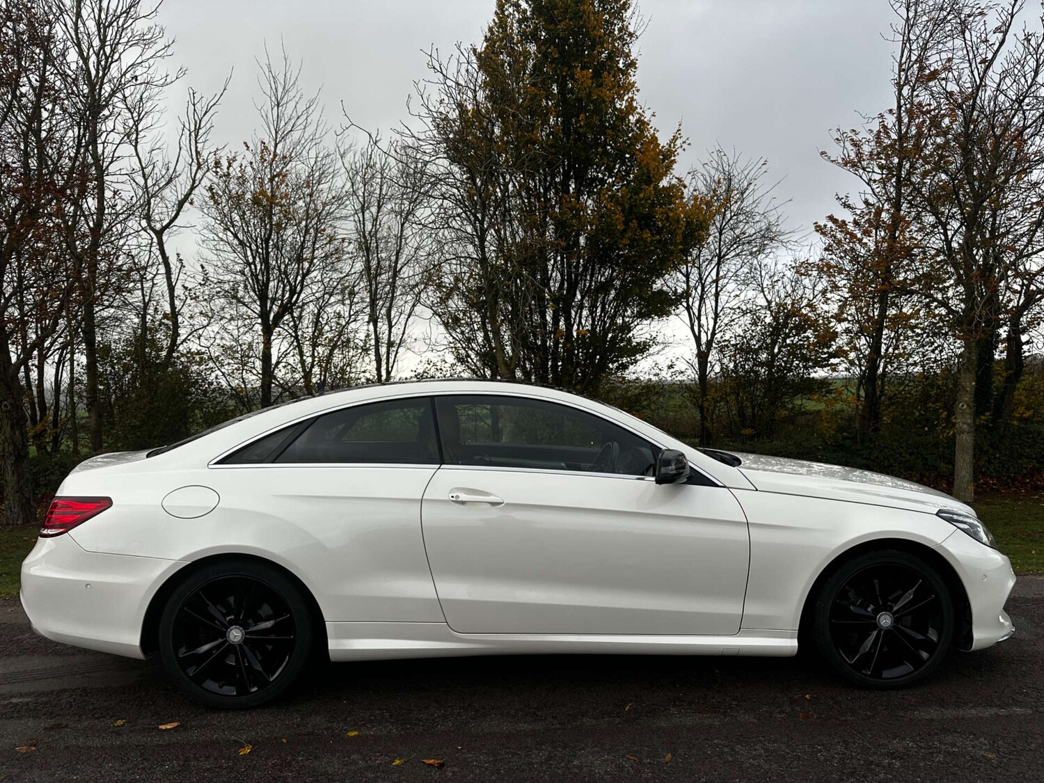 Used Mercedes-Benz E Class 2013 for sale - 76696649: Photo 12