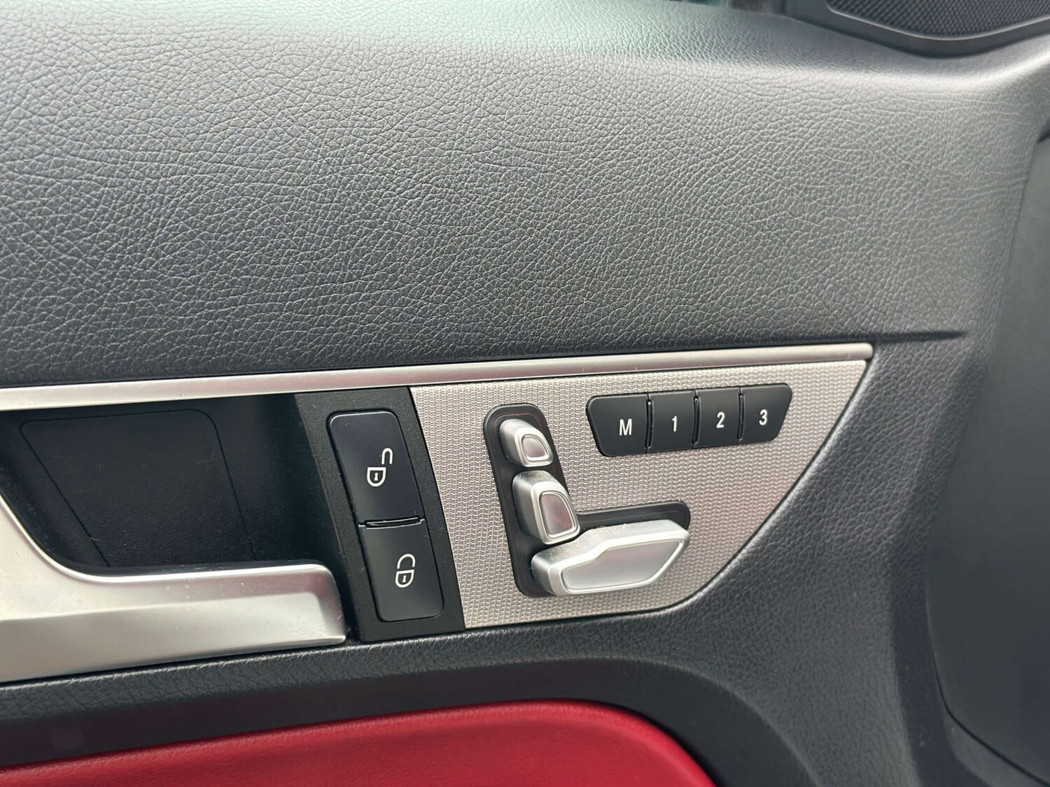 Used Mercedes-Benz E Class 2013 for sale - 76696649: Photo 22