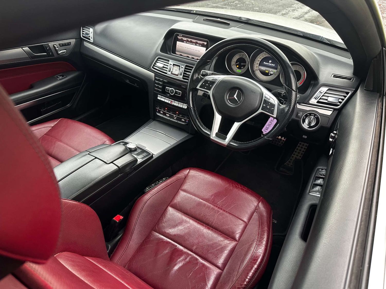 Used Mercedes-Benz E Class 2013 for sale - 76696649: Photo 3