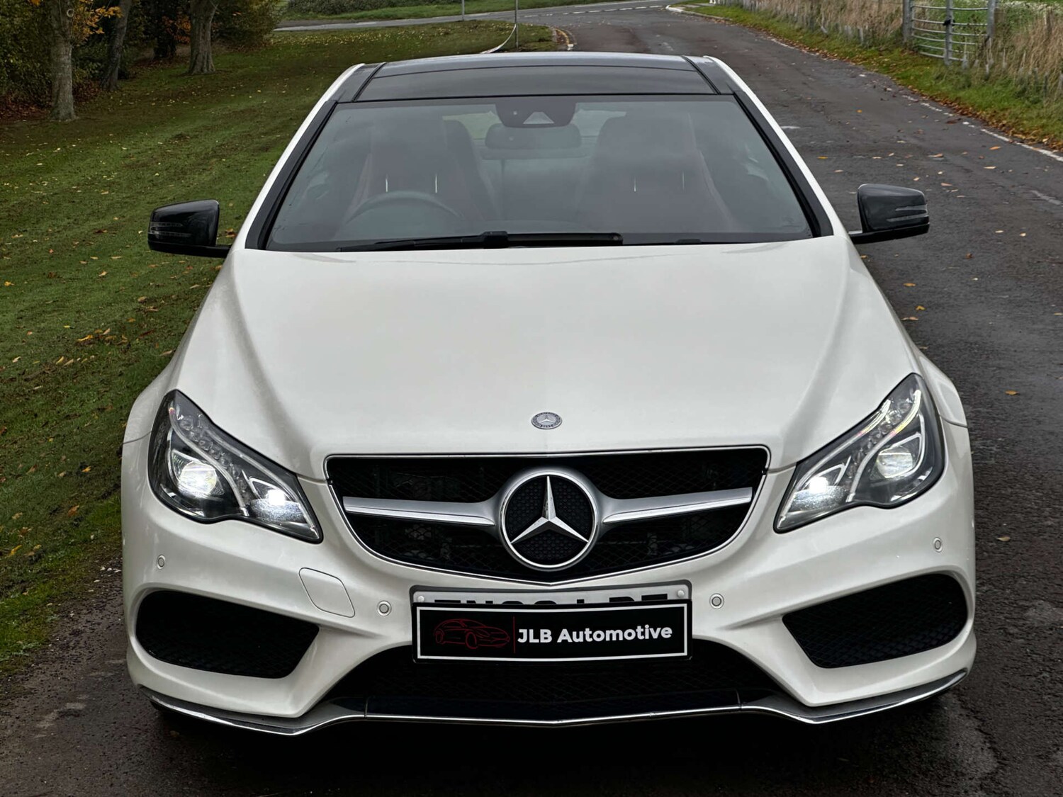 Used Mercedes-Benz E Class 2013 for sale - 76696649: Photo 5