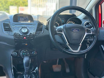 Used Ford Fiesta 2015 for sale - 79341316: Photo