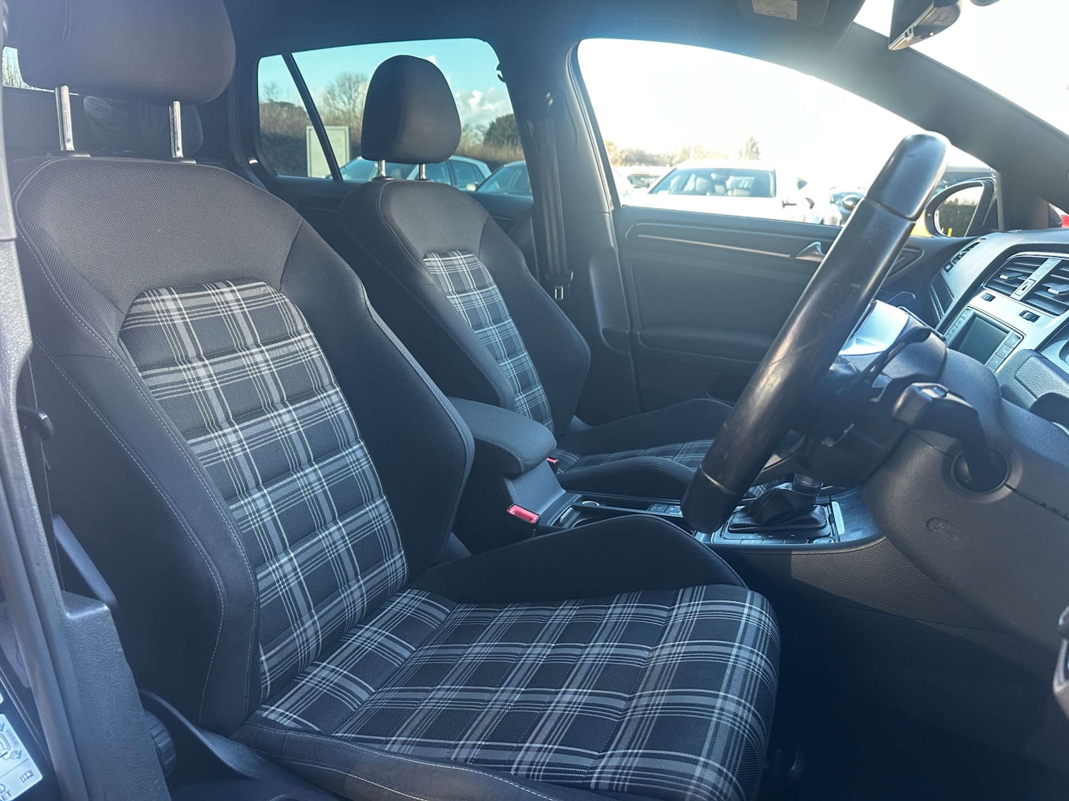 Used Volkswagen Golf 2016 for sale - 76830117: Photo 10