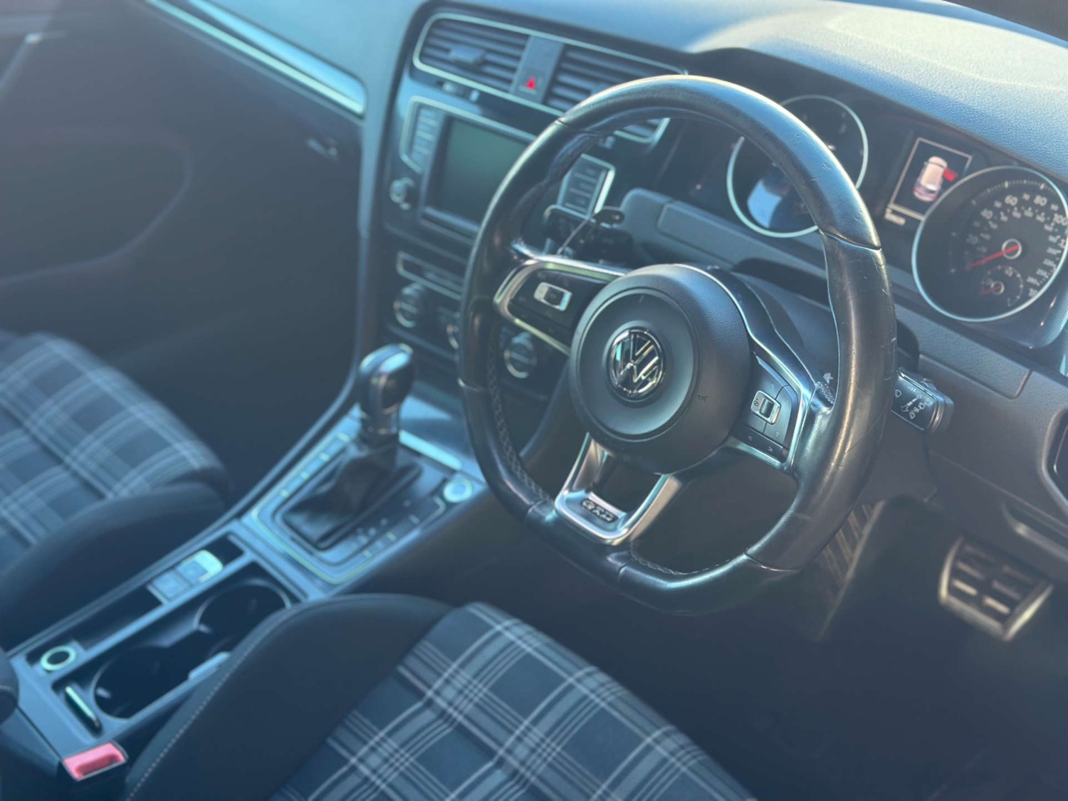 Used Volkswagen Golf 2016 for sale - 76830117: Photo 18