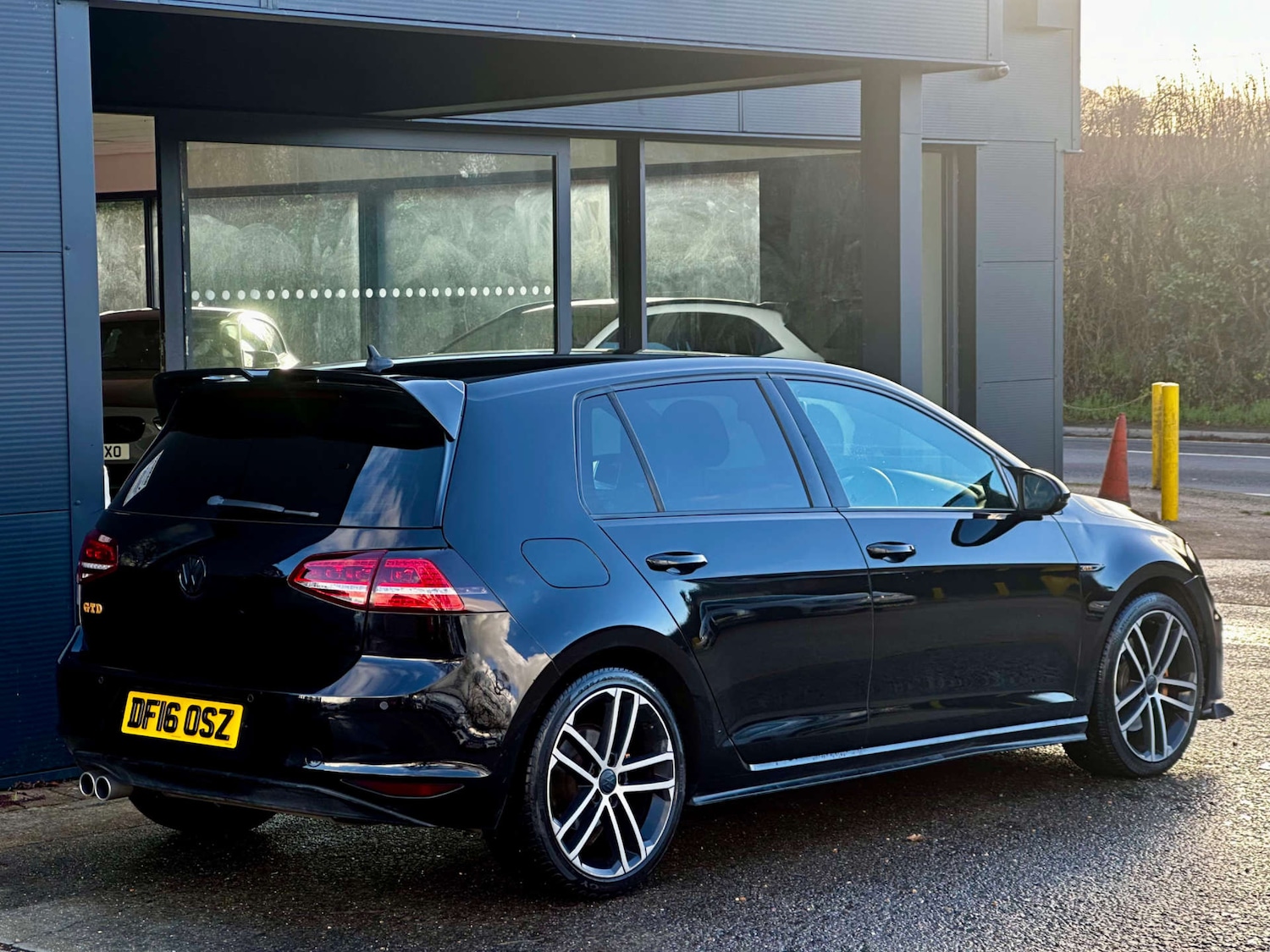 Used Volkswagen Golf 2016 for sale - 76830117: Photo 5