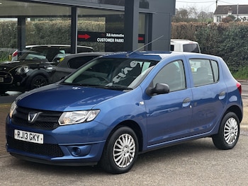 Used Dacia Sandero 2013 for sale - 77903098: Photo