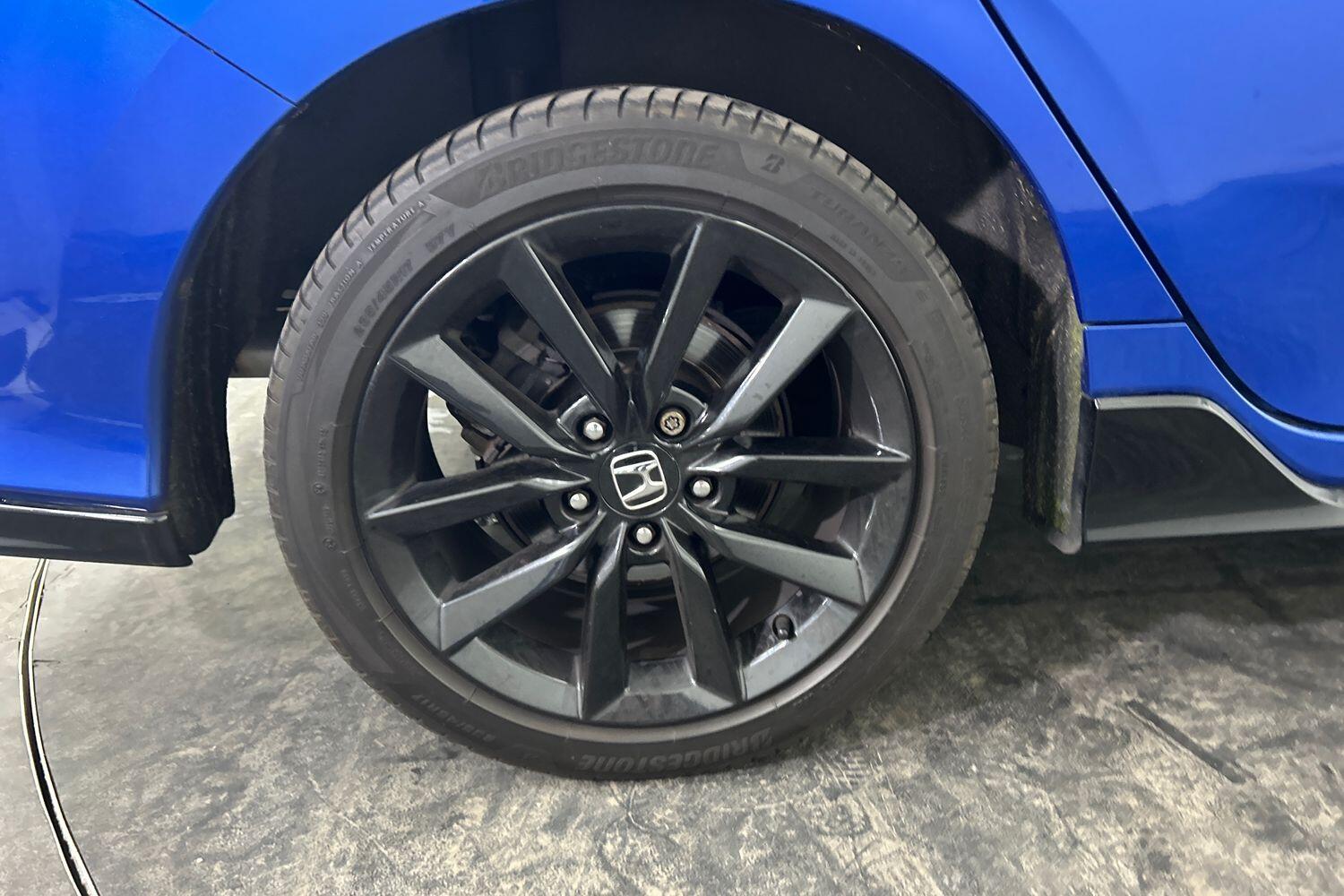 Used Honda Civic 2021 for sale - 76108511: Photo 15