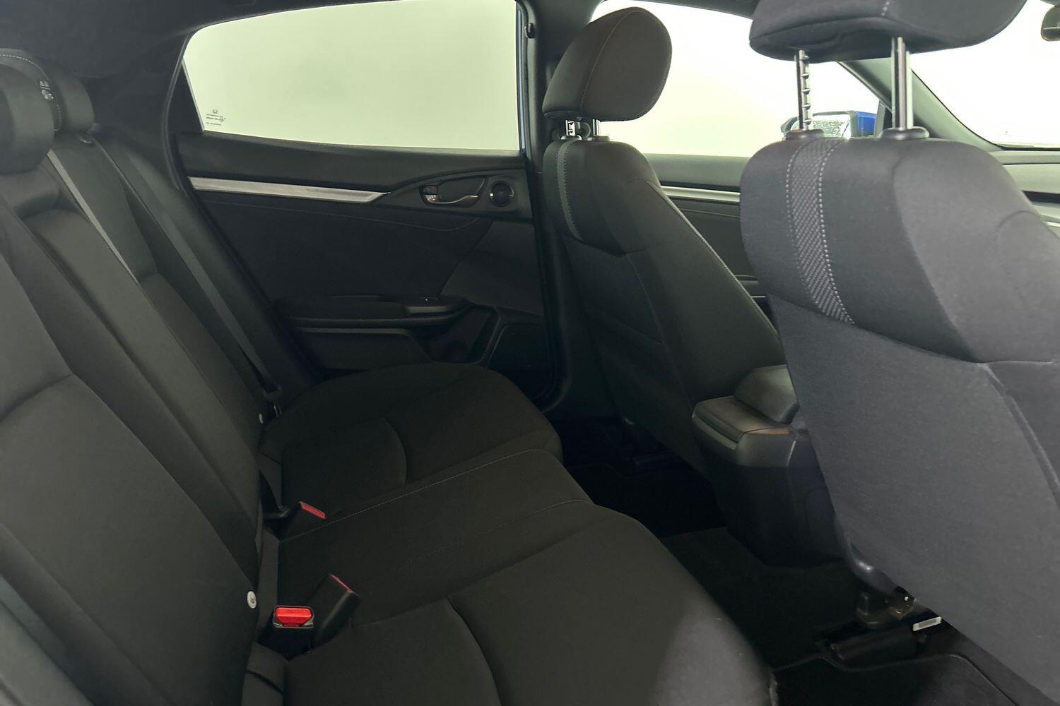 Used Honda Civic 2021 for sale - 76108511: Photo 17