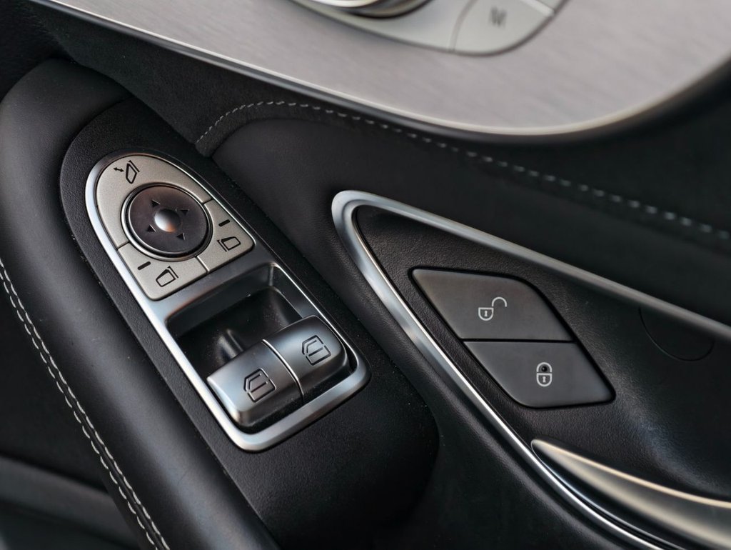 Used Mercedes-Benz C Class 2019 for sale - 76558938: Photo 34