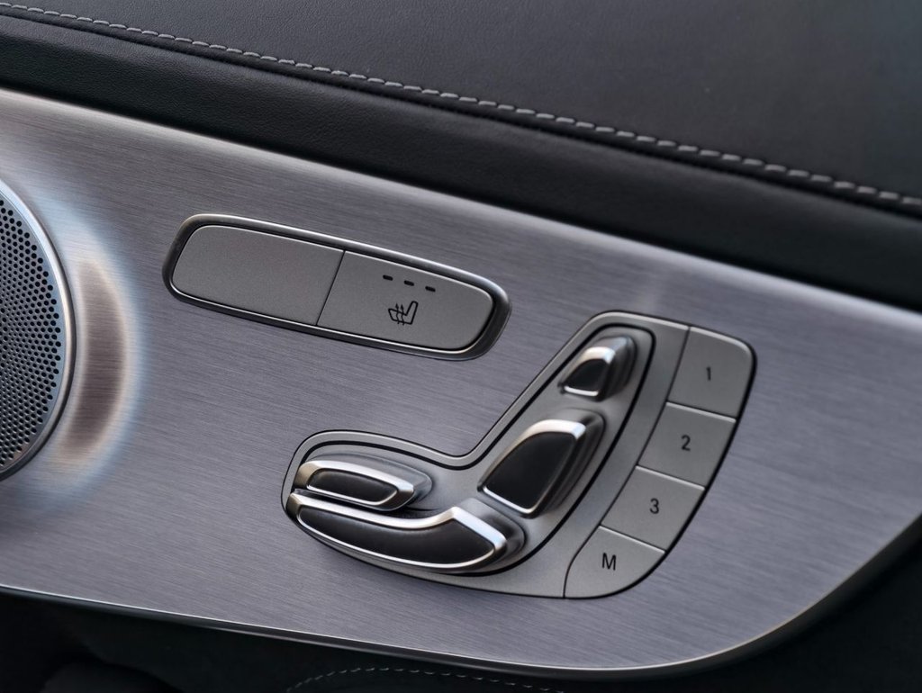 Used Mercedes-Benz C Class 2019 for sale - 76558938: Photo 36