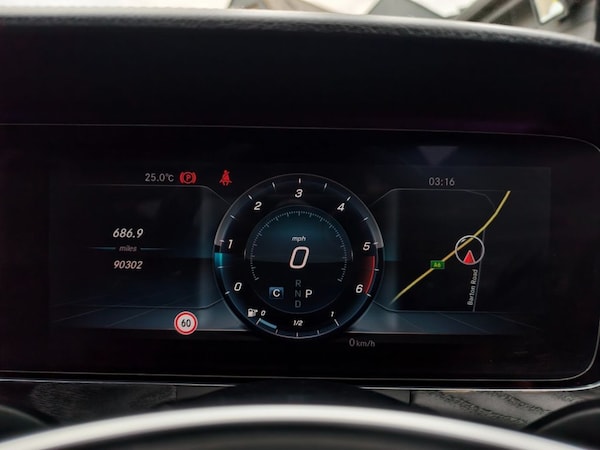 Used Mercedes-Benz E-Class 2018 for sale - 76202404: Photo 24