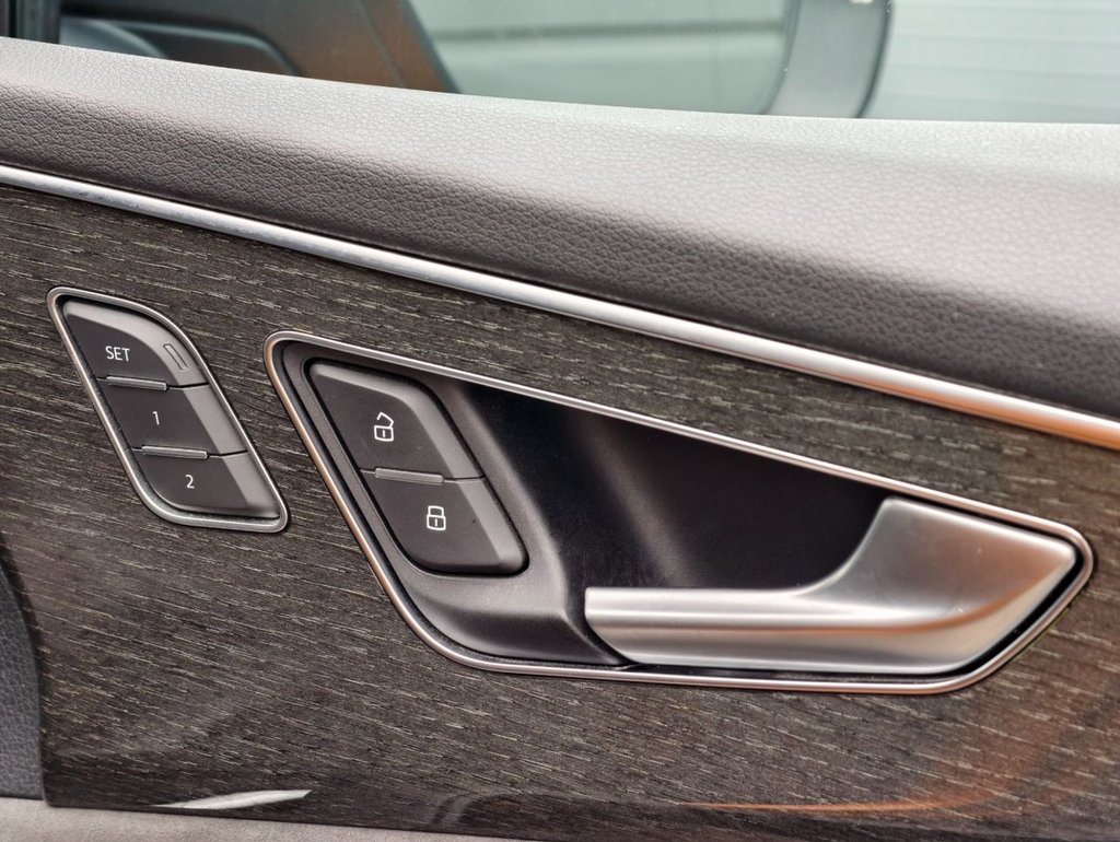 Used Audi Q8 2018 for sale - 76202652: Photo 30