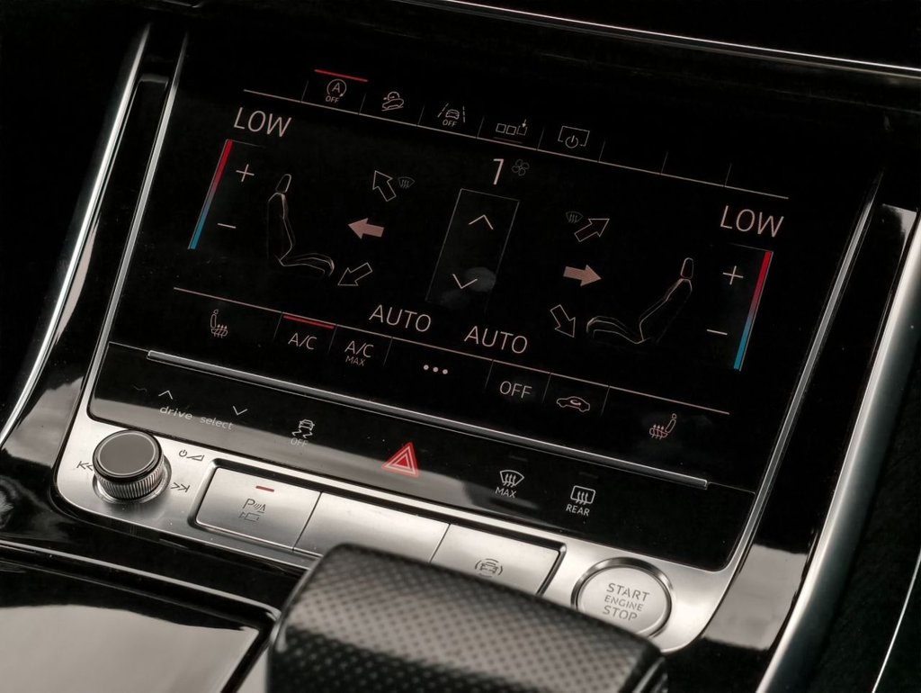 Used Audi Q8 2018 for sale - 76202652: Photo 38