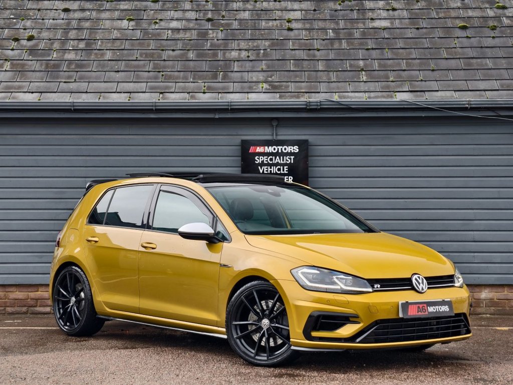 Used Volkswagen Golf 2017 for sale - 76783713: Photo 1