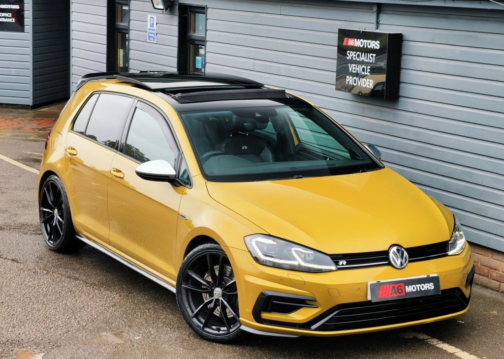 Used Volkswagen Golf 2017 for sale - 76783713: Photo 3