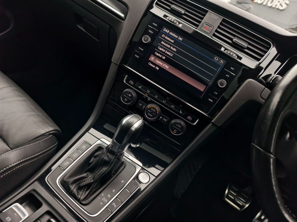 Used Volkswagen Golf 2017 for sale - 76783713: Photo 38