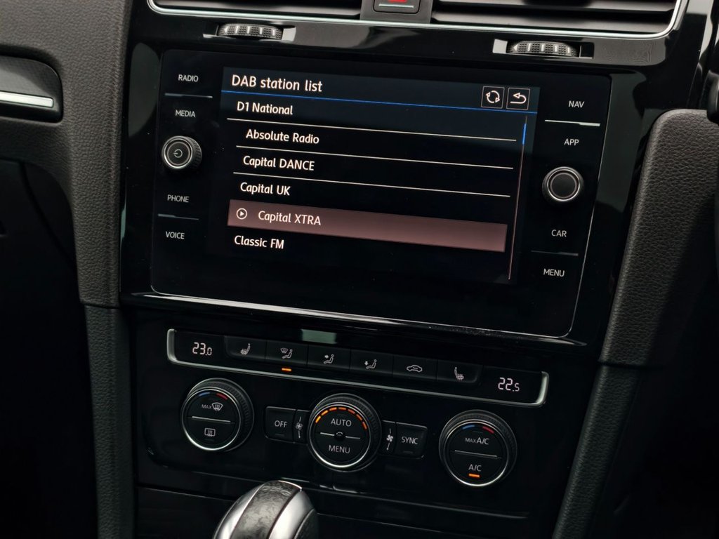 Used Volkswagen Golf 2017 for sale - 76783713: Photo 39