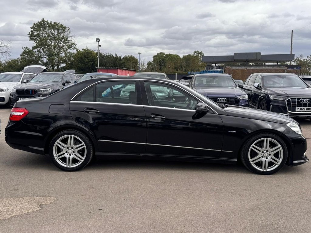 Used Mercedes-Benz E Class 2010 for sale - 76535475: Photo 8