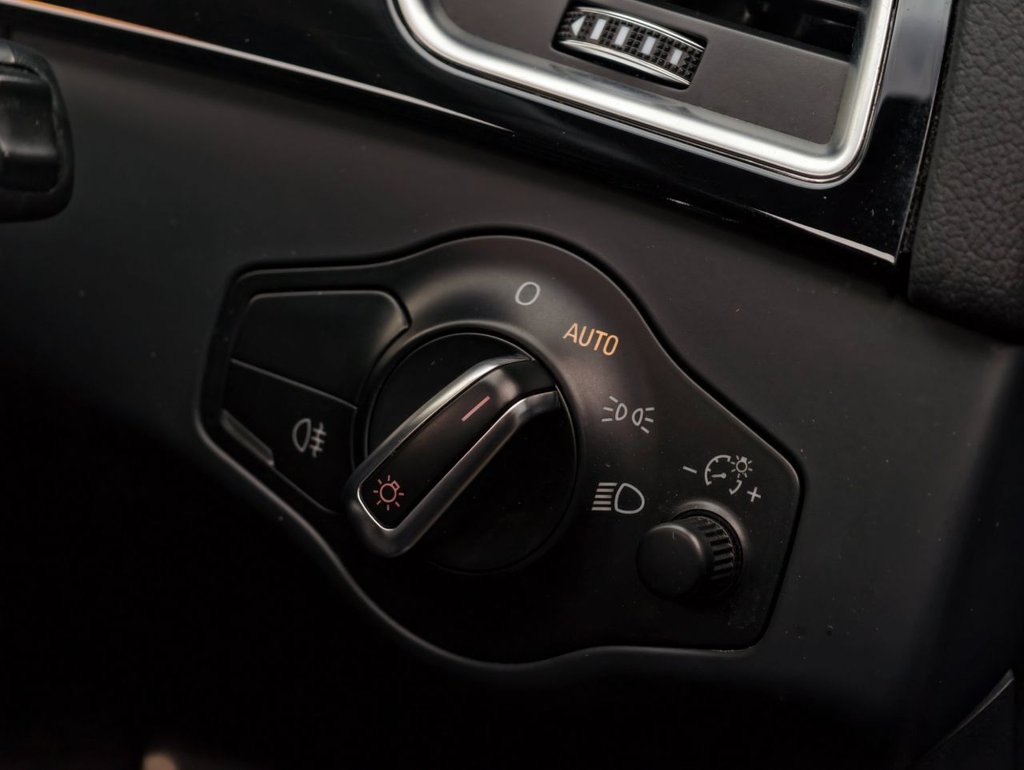 Used Audi RS4 2014 for sale - 76454641: Photo 29