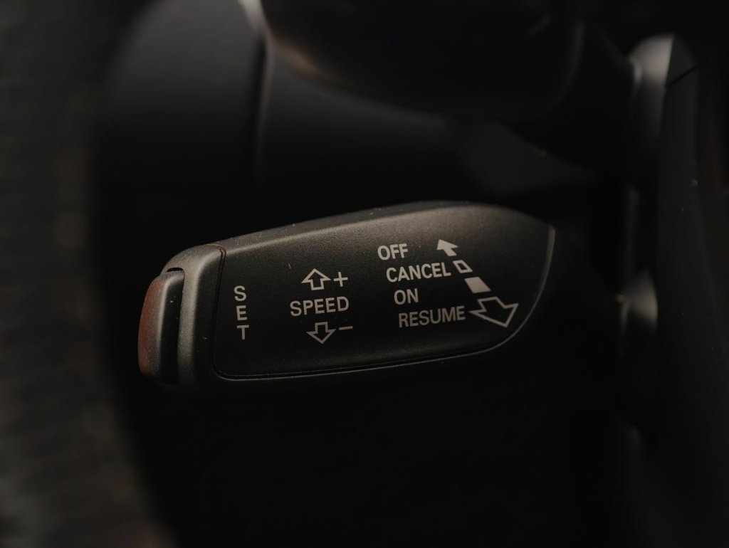 Used Audi RS4 2014 for sale - 76454641: Photo 33