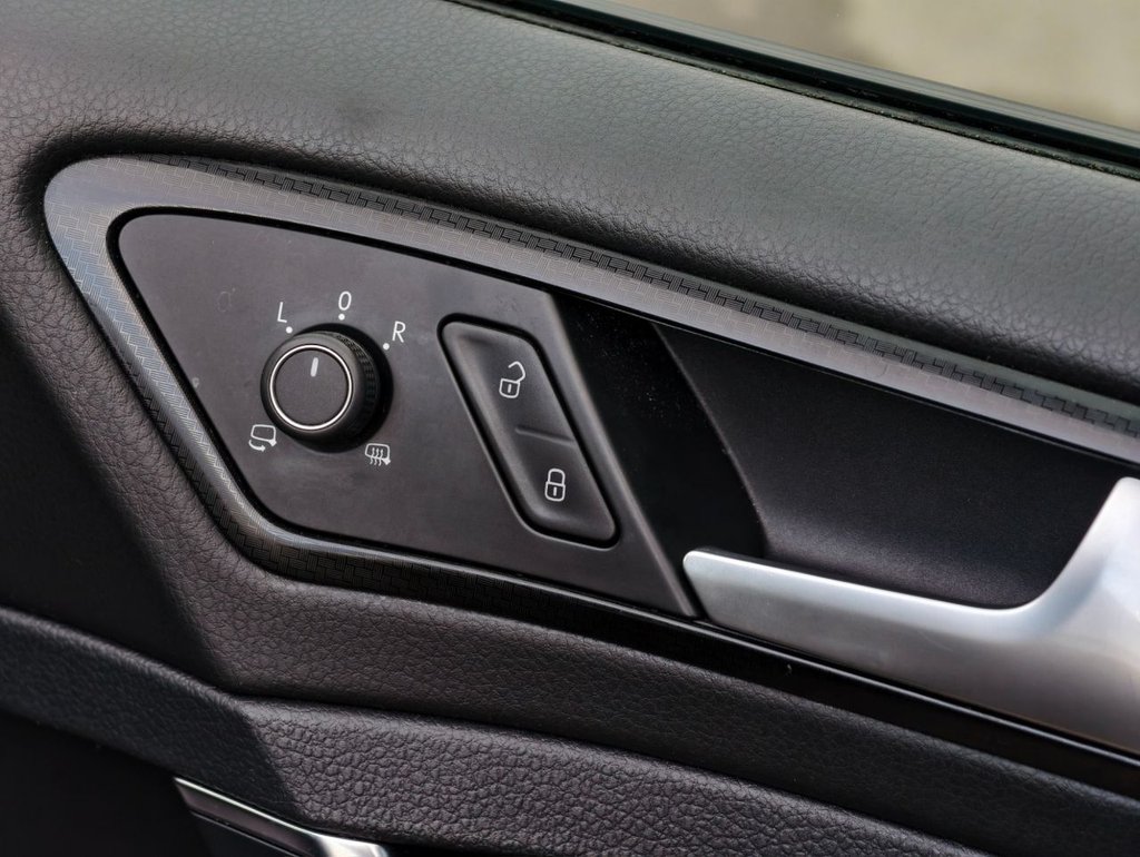 Used Volkswagen Golf 2017 for sale - 76582739: Photo 26