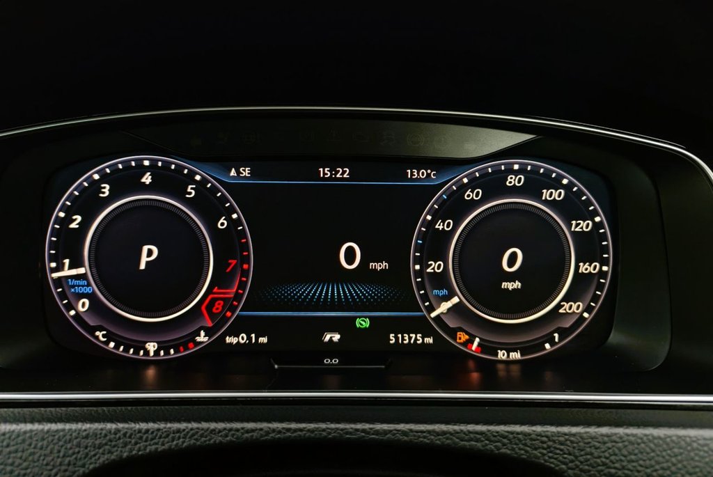 Used Volkswagen Golf 2017 for sale - 76582739: Photo 27