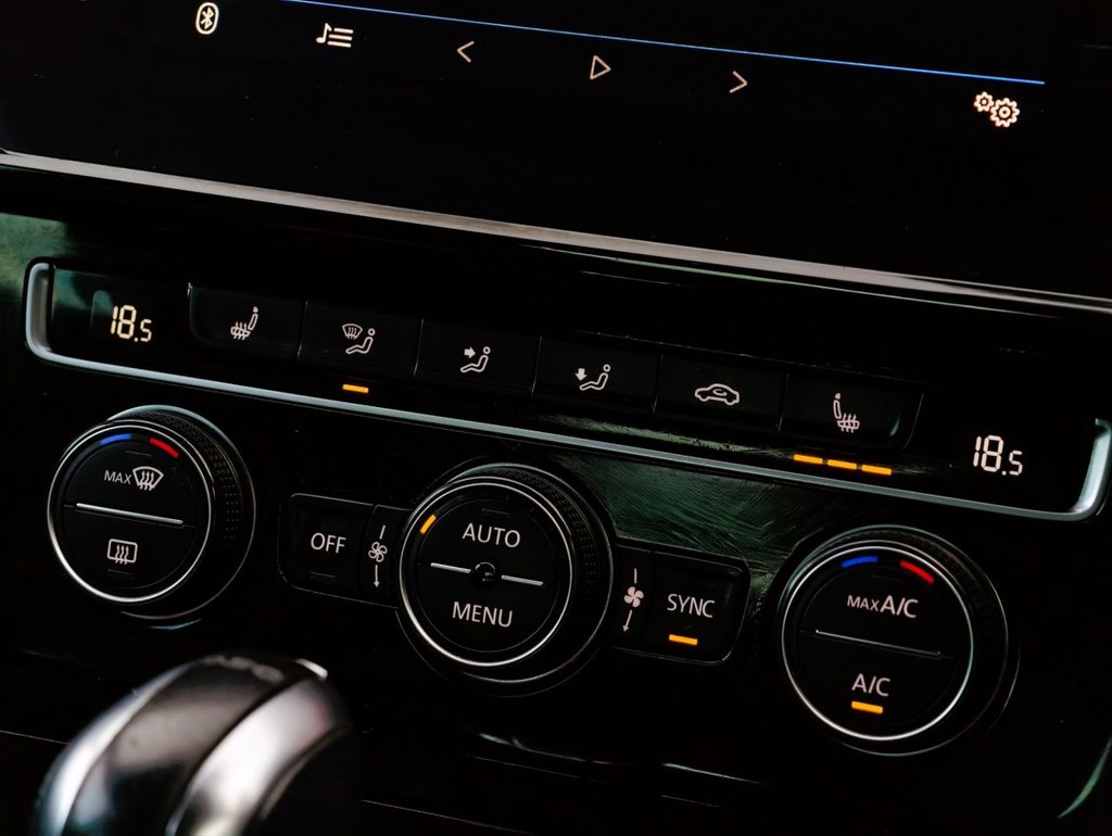 Used Volkswagen Golf 2017 for sale - 76582739: Photo 31