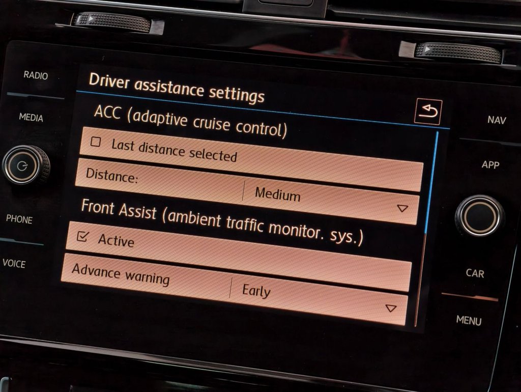 Used Volkswagen Golf 2017 for sale - 76582739: Photo 39