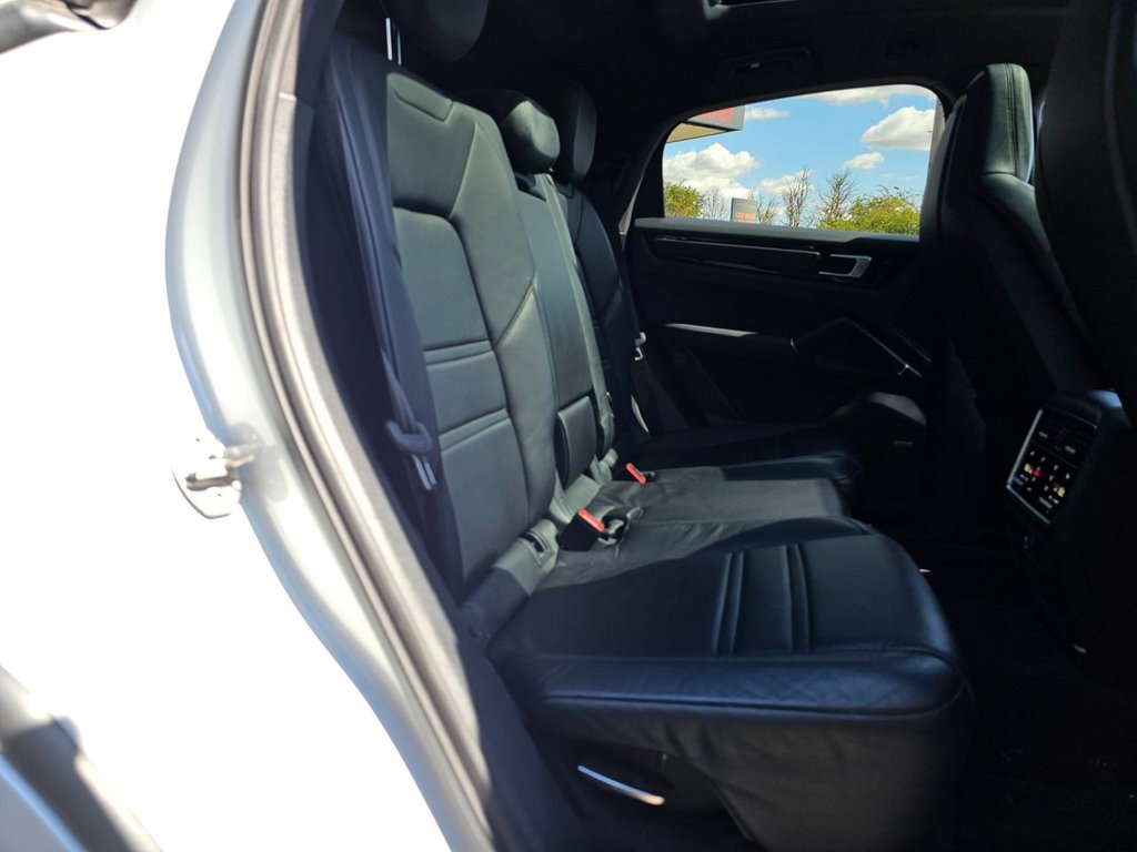 Used Porsche Cayenne 2019 for sale - 76202651: Photo 30