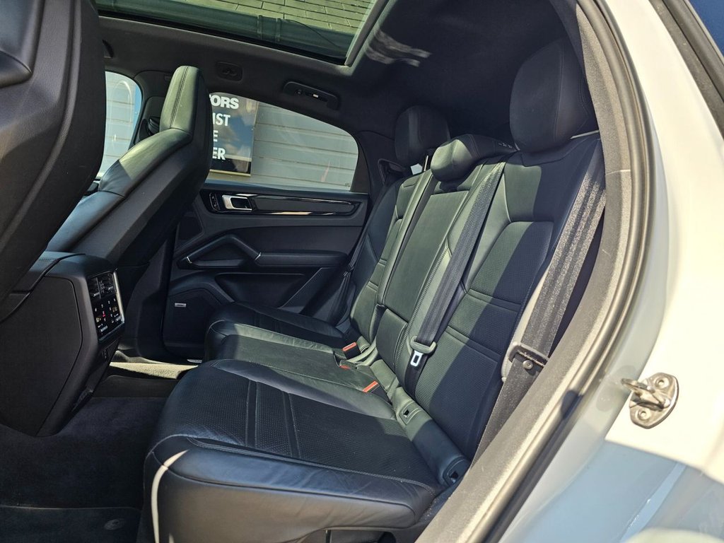 Used Porsche Cayenne 2019 for sale - 76202651: Photo 31