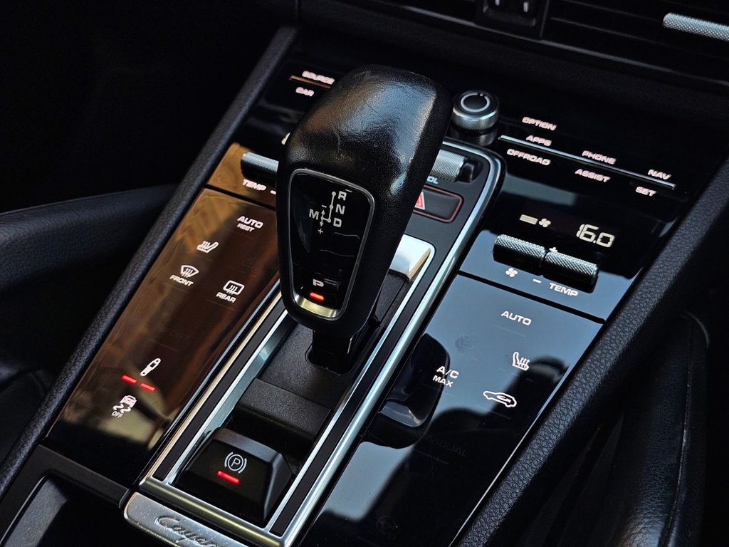 Used Porsche Cayenne 2019 for sale - 76202651: Photo 44