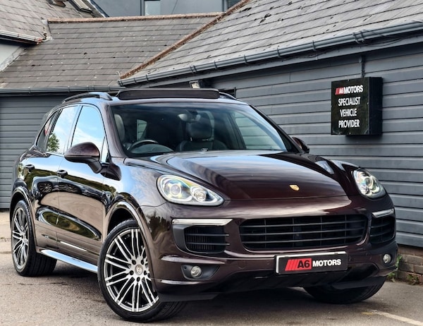 Used Porsche Cayenne 2015 for sale - 76202859: Photo 10