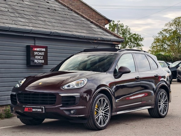 Used Porsche Cayenne 2015 for sale - 76202859: Photo 14