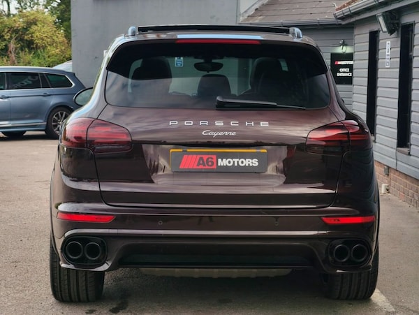 Used Porsche Cayenne 2015 for sale - 76202859: Photo 17