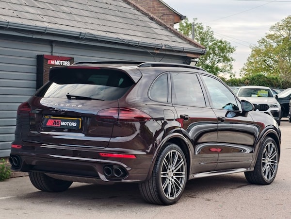 Used Porsche Cayenne 2015 for sale - 76202859: Photo 18