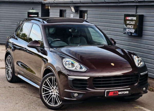 Used Porsche Cayenne 2015 for sale - 76202859: Photo 1