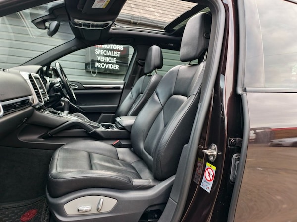 Used Porsche Cayenne 2015 for sale - 76202859: Photo 22