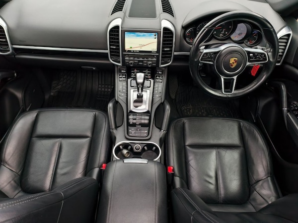 Used Porsche Cayenne 2015 for sale - 76202859: Photo 27