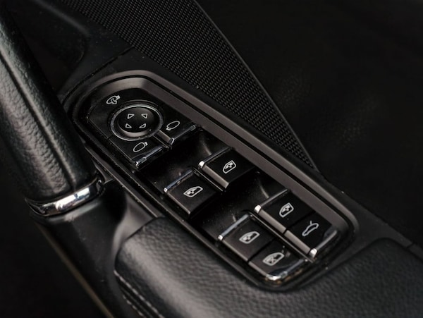 Used Porsche Cayenne 2015 for sale - 76202859: Photo 36