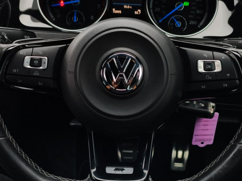 Used Volkswagen Golf 2017 for sale - 76333337: Photo 29