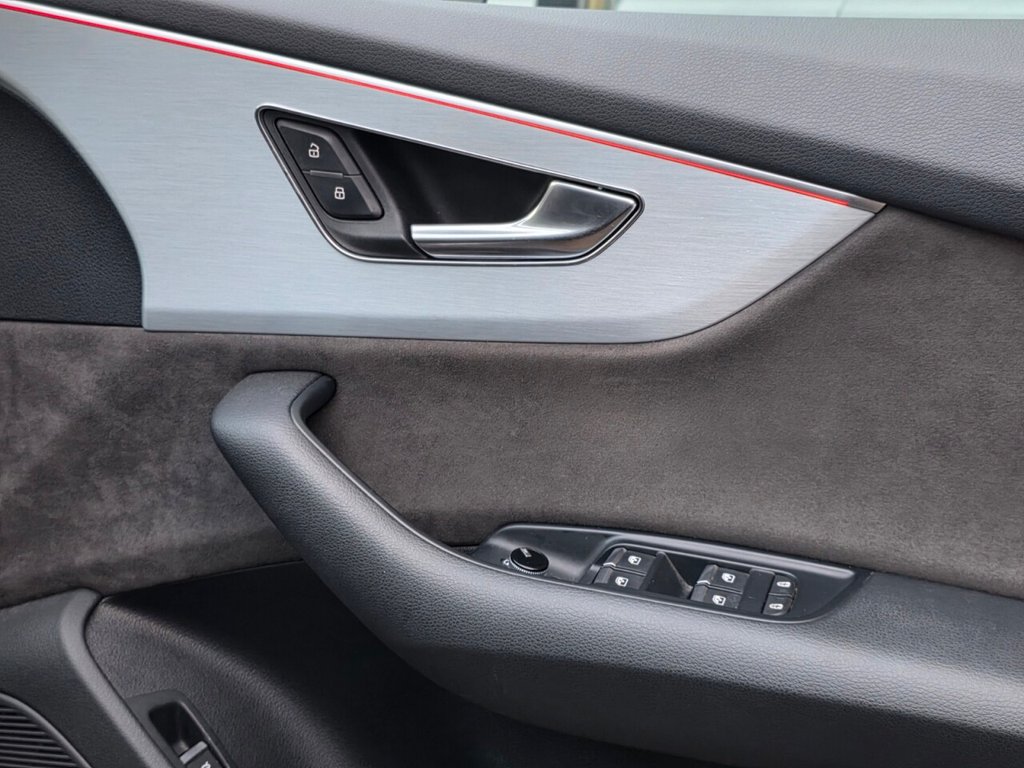 Used Audi Q8 2018 for sale - 76954003: Photo 45