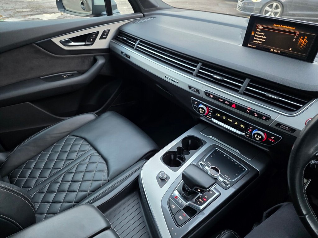 Used Audi SQ7 2018 for sale - 76788041: Photo 33
